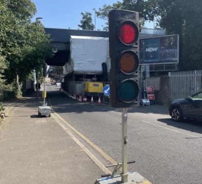 state of the art temporary traffic lights